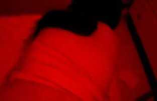 Segretaria bionda nell'ufficio del capo sul suo tavolo si fa le film porno italiani interi dita