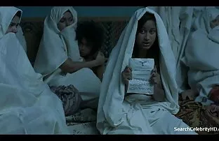 Tre ragazze filmi pono gratis suzione un ragazzo