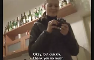 Sesso anale con una bionda sotto l'acqua streaming film adulti
