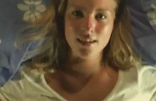 Bambola video pprno gratuiti docile e flessibile
