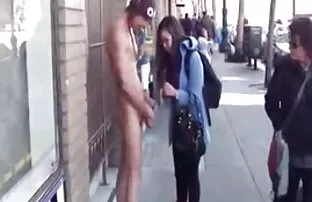 Due uomini scopare video hot erotici una ragazza in panchina