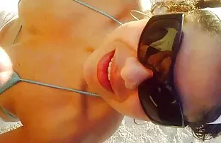 Giovane cantante xxx film porno italiani a letto con il produttore