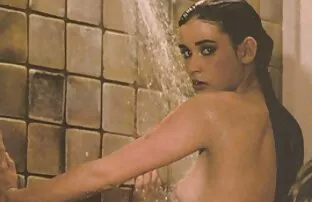 Figlio aiutare a radersi la sua L. e culo wwwfilme porno gratis