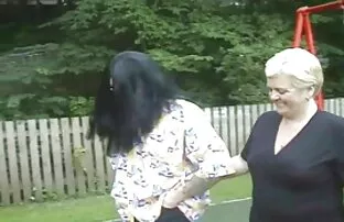 La ragazza filmerotici italiani dai capelli castani è stato il casting per un pompino, e iniziare per le lezioni