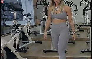 Sexy bionda si sesso erotico video gratis diverte con la sua bella