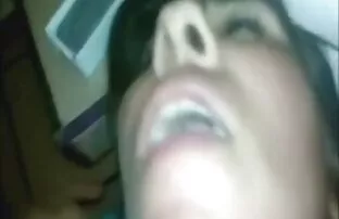 Grandi labbra e bagnato video film erotico succulente bruna